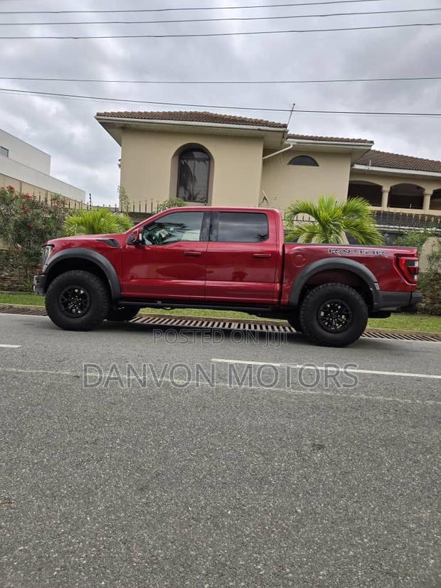 Ford F-150 Raptor 2023 Red photo 8