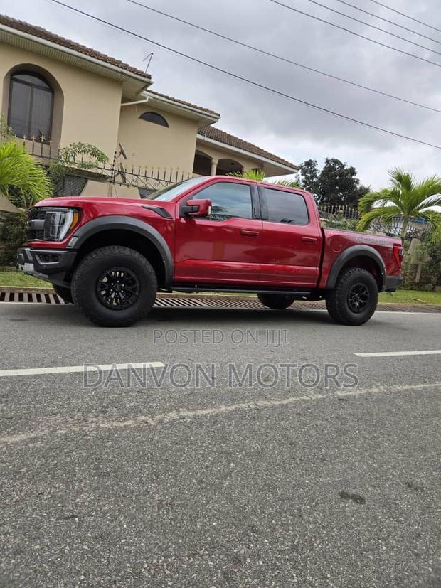 Ford F-150 Raptor 2023 Red photo 5