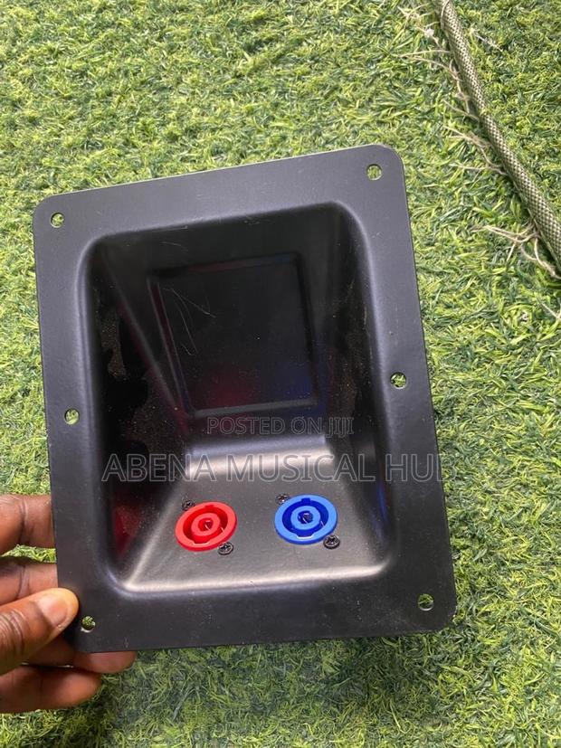 Speaker Terminal (Pair) · Photo 4