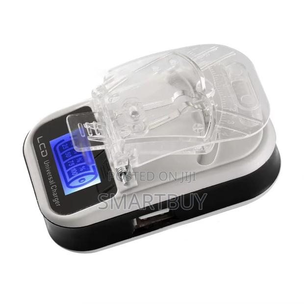 One Charger for All – Universal LCD Usb Charger