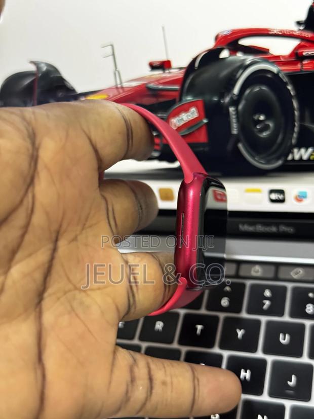 Apple Watch Series 7 41mm Red photo 2