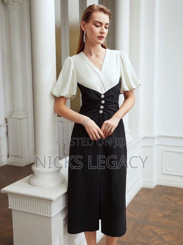 White /Black Dress · Photo 4