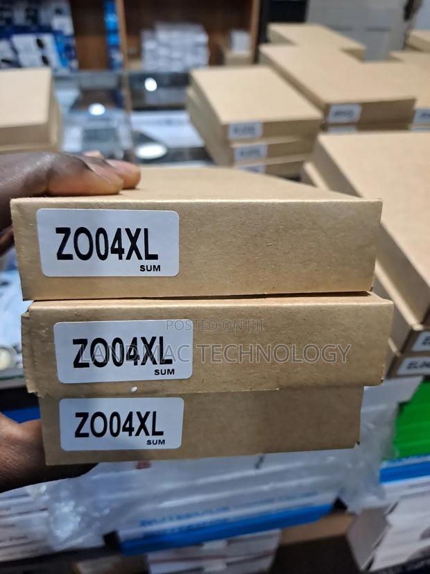 Zo04xl Replacement Battery Compatible With Hp Zbook Studio G3 G4 · Photo 4