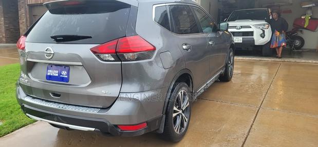 Nissan Rogue SL AWD 2017.5 2017 Gray photo 2