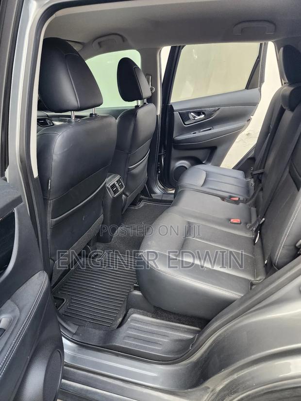 Nissan Rogue SL AWD 2017.5 2017 Gray photo 5