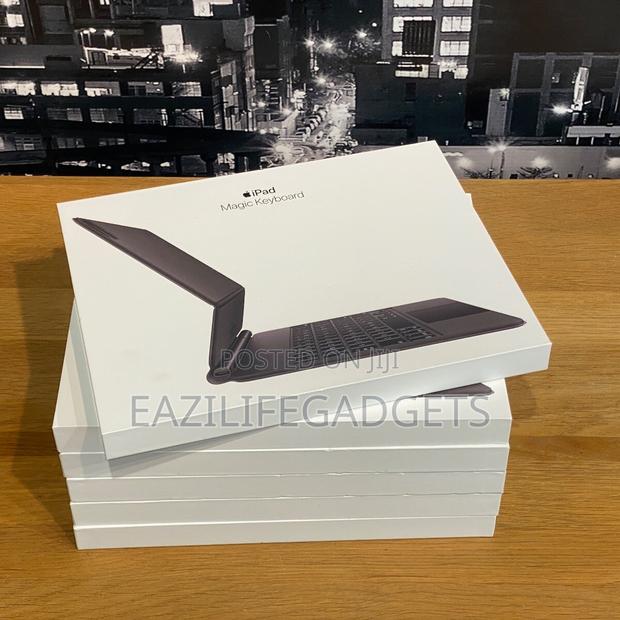 Brand New Magic Keyboard iPad Air 13