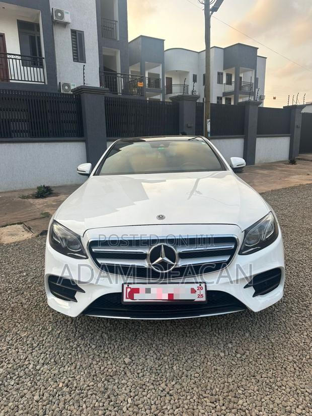 Mercedes-Benz E300 2018 White