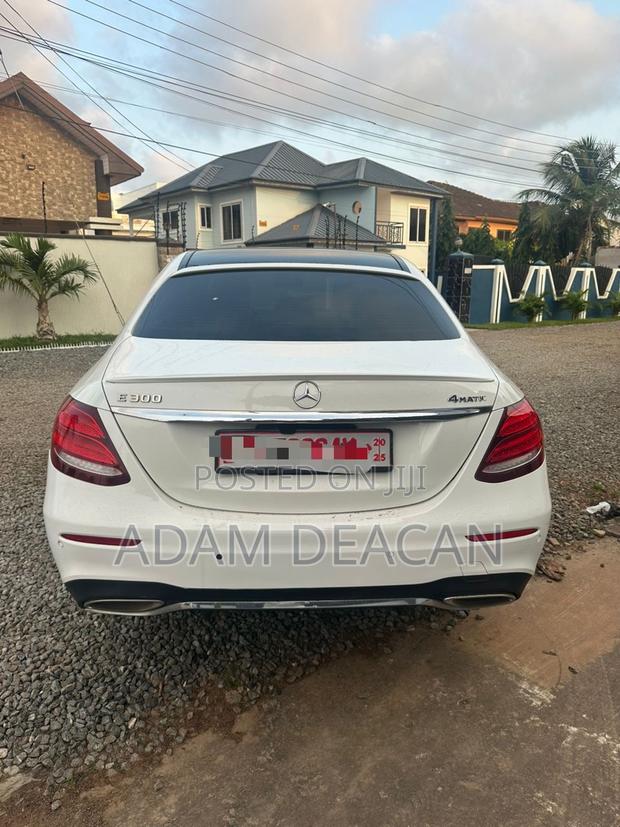 Mercedes-Benz E300 2018 White