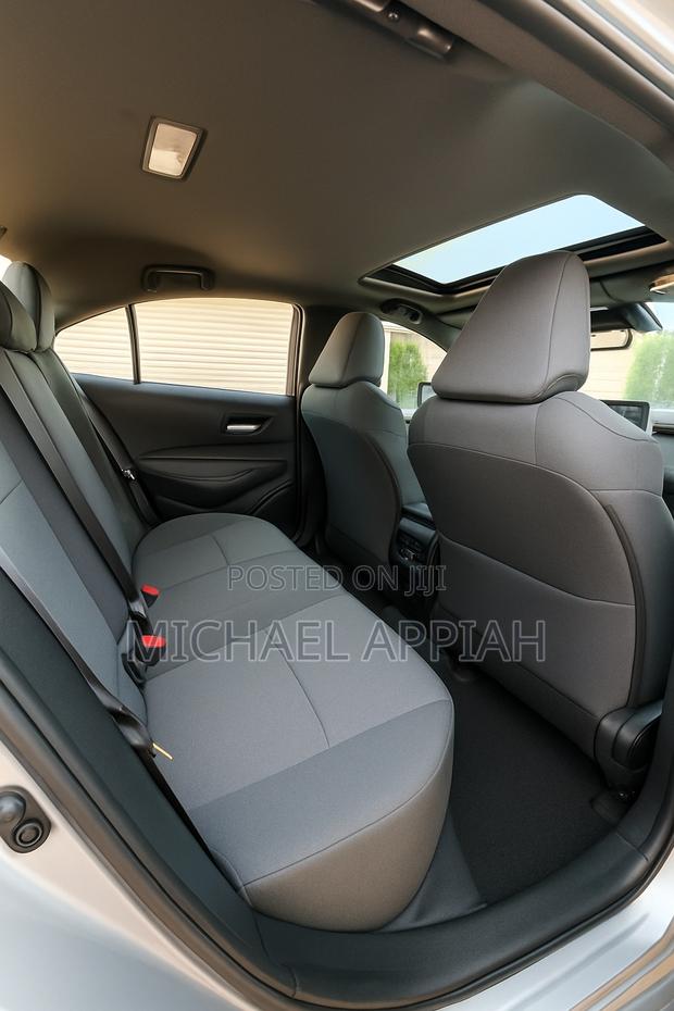 Toyota Corolla 2020 White photo 5