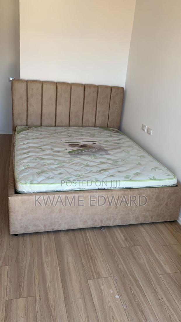 Double Double Bed With Mattress · Photo 2