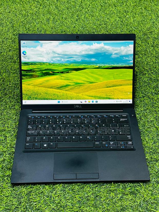 Laptop Dell Latitude 7390 8GB Intel Core I5 SSD 256GB photo 2