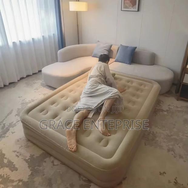 Quality Air Bed Gives Soft Sleep · Photo 2