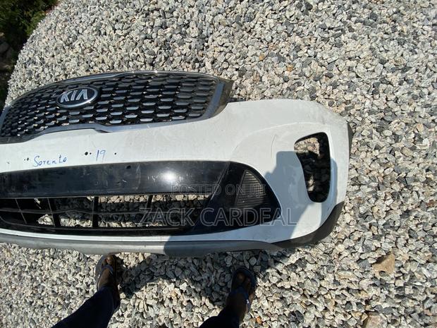 Kia Sorento 2019 Front Bumper Available as Seen photo 3