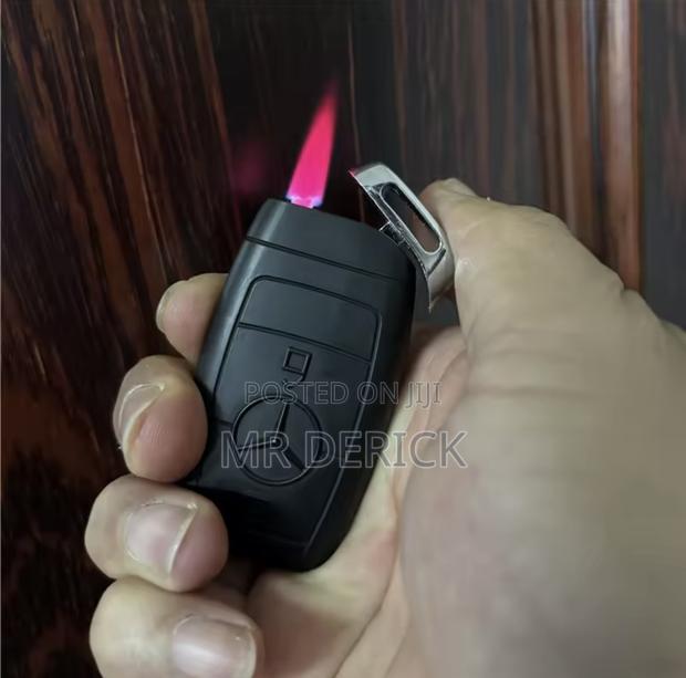 Benz Car Key Pendant Butane Lighter Windproof Flame Lighter · Photo 4