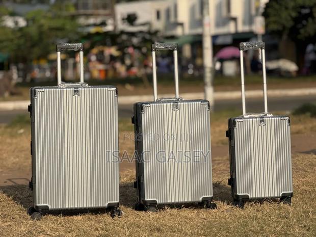 Durable Executive Luxury Zipless Luggages Promo From1st-6th September · Photo 3