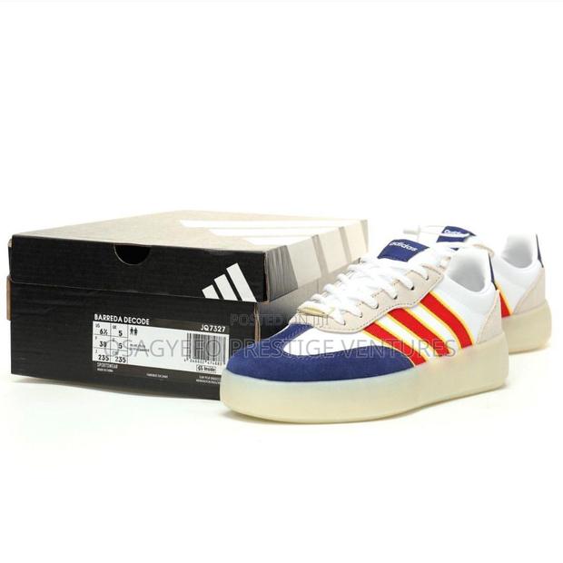 Quality Adidas Sneakers · Photo 4