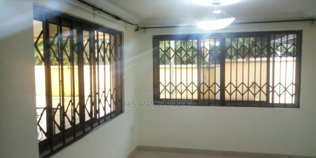 4bdrm House in North Legon for rent photo 13