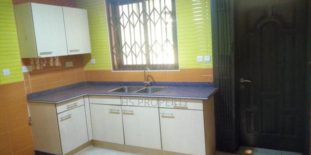 4bdrm House in North Legon for rent photo 14