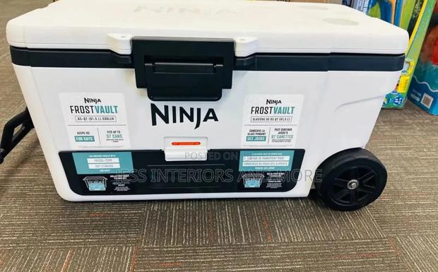 Ninja Frostvault 65qt/61l Wheeled Cooler photo 2