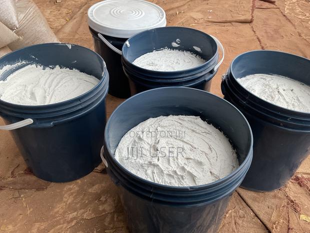 White Acrylic Grafiato Paint