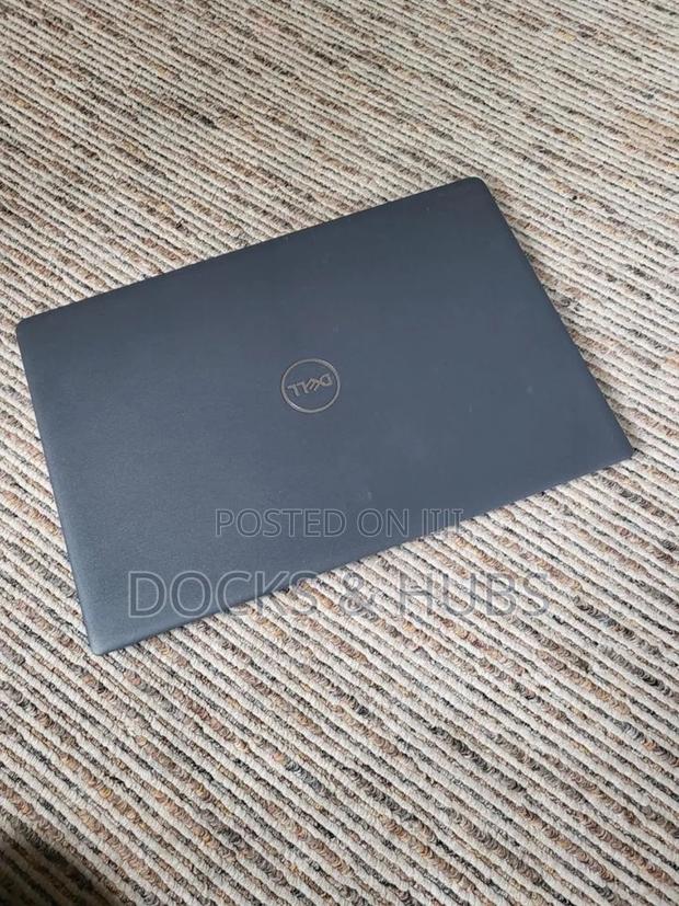 Laptop Dell Latitude 3510 16GB Intel Core I7 SSD 512GB photo 2