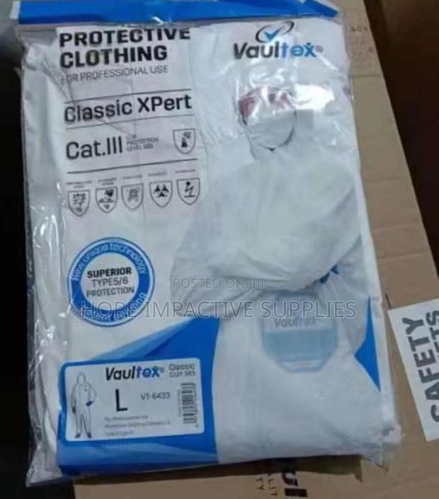 Vaultex Disposable Coverall. · Photo 3