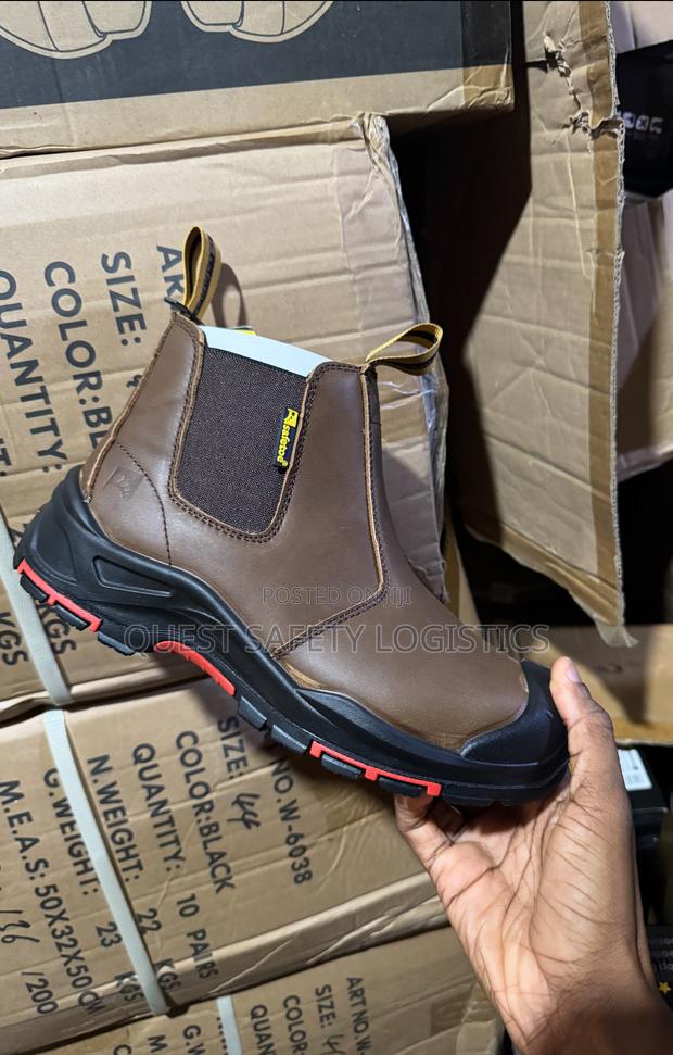 Safetoe Safety Boot (Slip On) · Photo 3