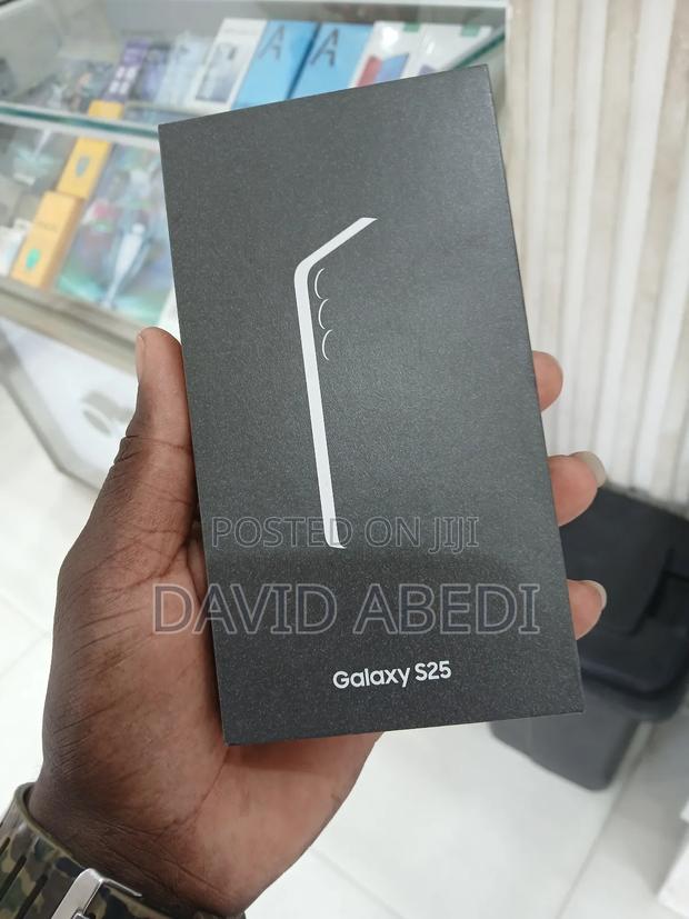 New Samsung Galaxy S25 256 GB Black