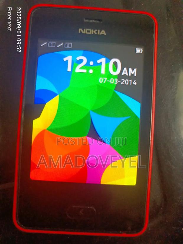 Nokia Asha 501 Red · Photo 3