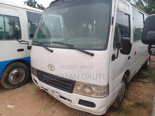 Toyota Coaster 2007 Beige