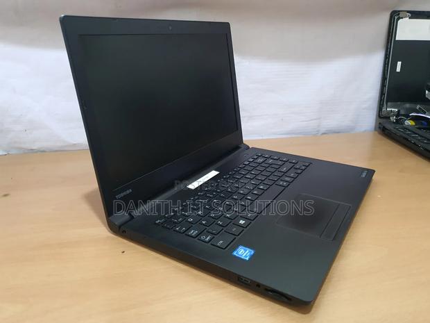 Laptop Toshiba Satellite Pro B40 4GB Intel Pentium SSD 128GB photo 3