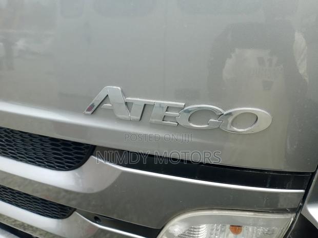 Mercedes Benz Truck Atego 1229 photo 4
