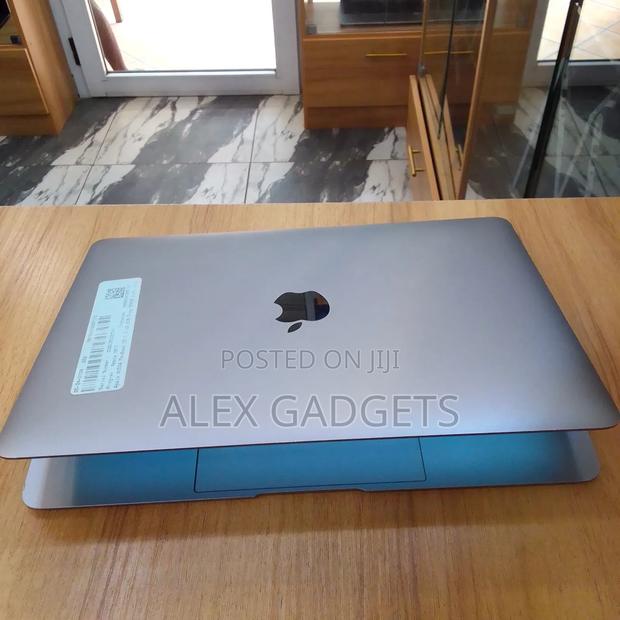 Laptop Apple MacBook Air 2016 8GB Intel Core M3 SSD 256GB photo 2