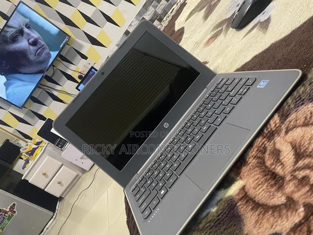 Laptop HP Stream 11 Pro G3 4GB Intel Pentium SSD 128GB photo 2