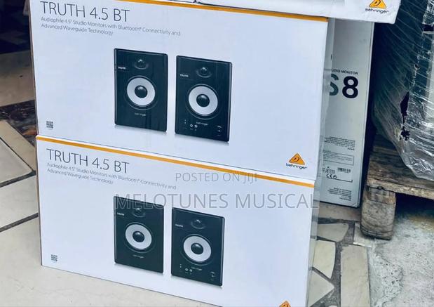 Behringer Truth 4.5 Bt Audiophile 4.5" Studio Monitors With Bluetooth · Photo 2