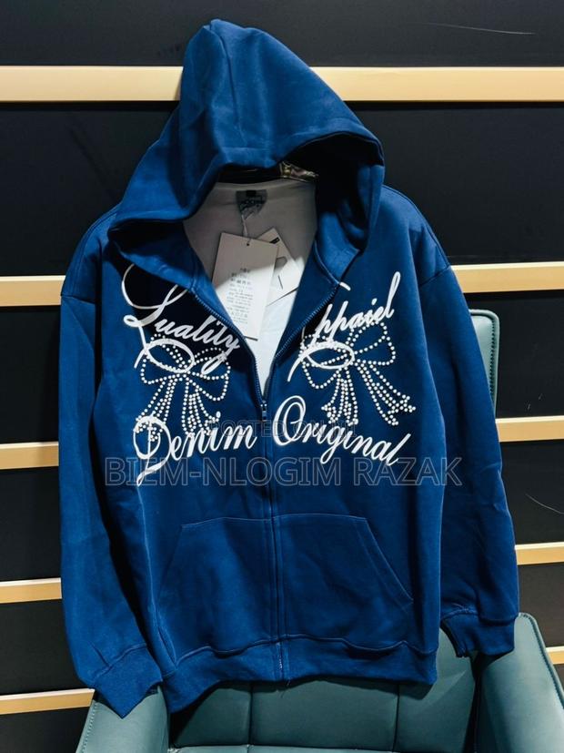 Original Zip Hoodies Available in Black N Dark Blue Color · Photo 4