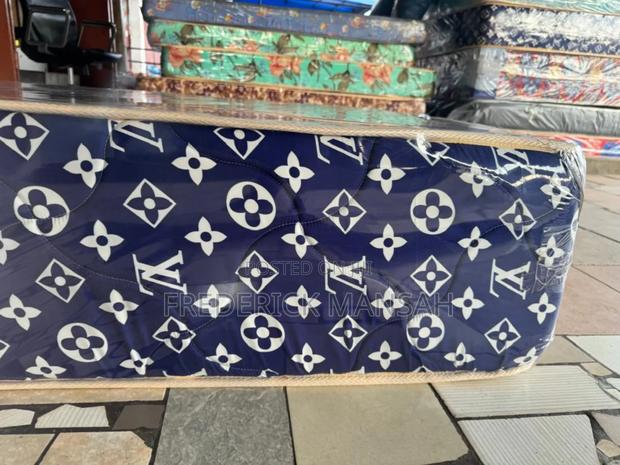 Single Mattress for Sale · Photo 2