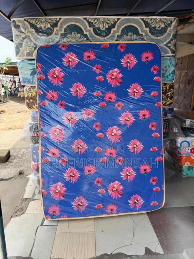 Double Mattress for Sale · Photo 2