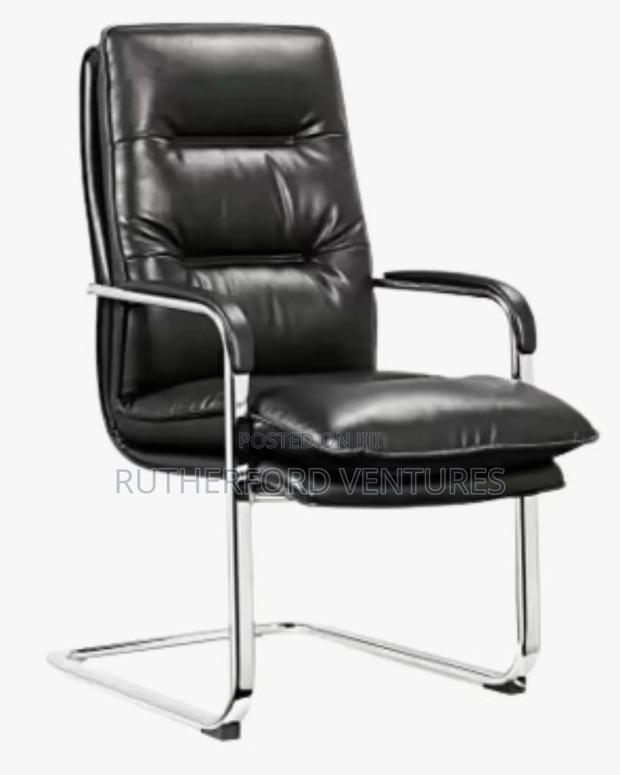 Quality Leather Visitor Chair