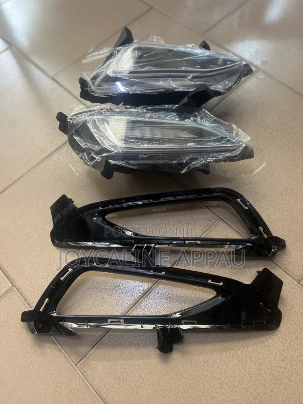 Hyundai Tucson 2016 to 2018 Led Fog Light and Cover photo 2