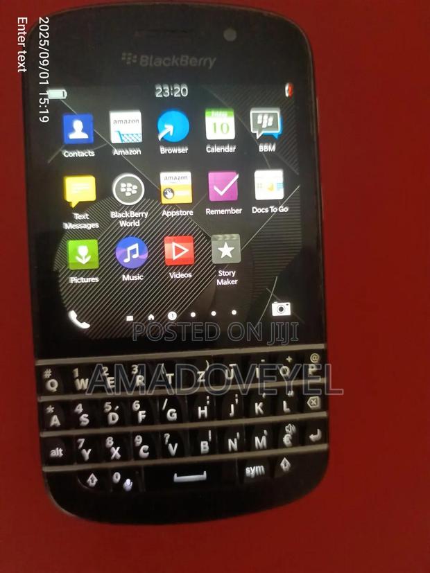 BlackBerry Q10 16 GB Black · Photo 4