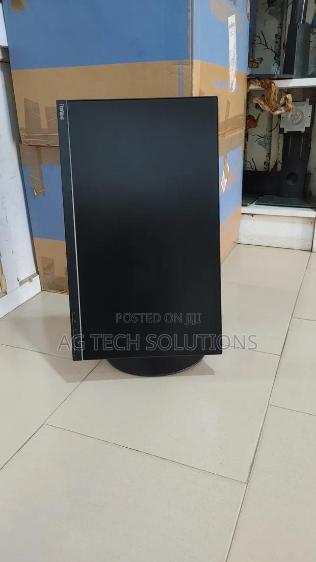 Lenovo Thinkvision 24" Edgeless Monitor photo 3