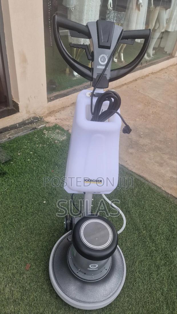 Karcher Floor Cleaner photo 3