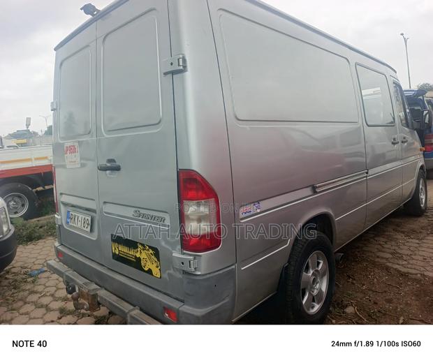 Mercedes-Benz Sprinter 2000 Silver photo 5