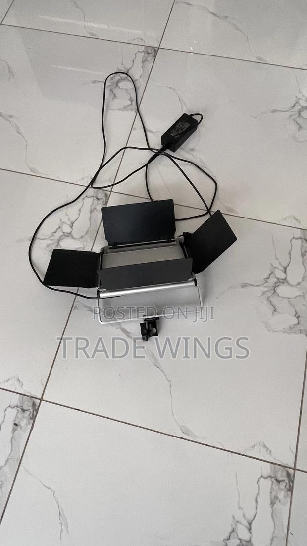 1 Used Neewer Rgb660 Pro Led Light for Sale photo 6