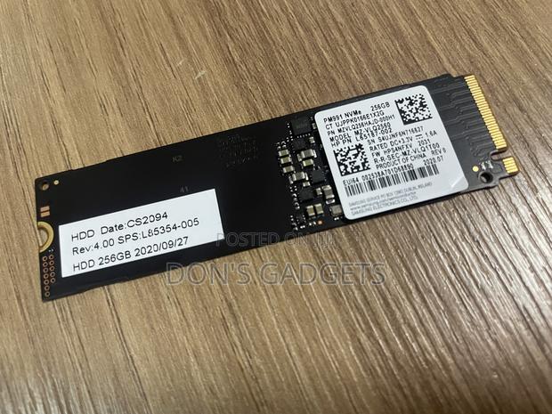 Samsung Nvme 256 SSD