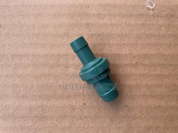 Pcv Valve For Toyota Vitz, Belta, Yaris, Echo photo 5
