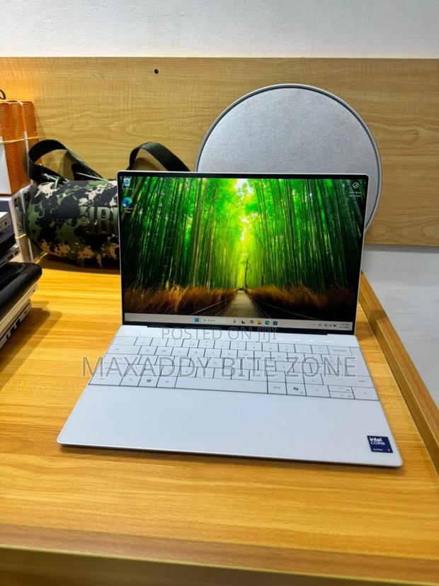 Laptop Dell XPS 13 9340 16GB Intel Core Ultra 7 SSD 512GB photo 2