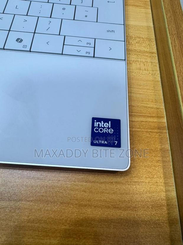 Laptop Dell XPS 13 9340 16GB Intel Core Ultra 7 SSD 512GB photo 3