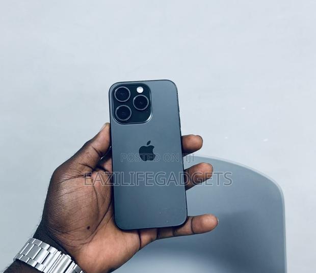 Apple iPhone 15 Pro 128 GB Black